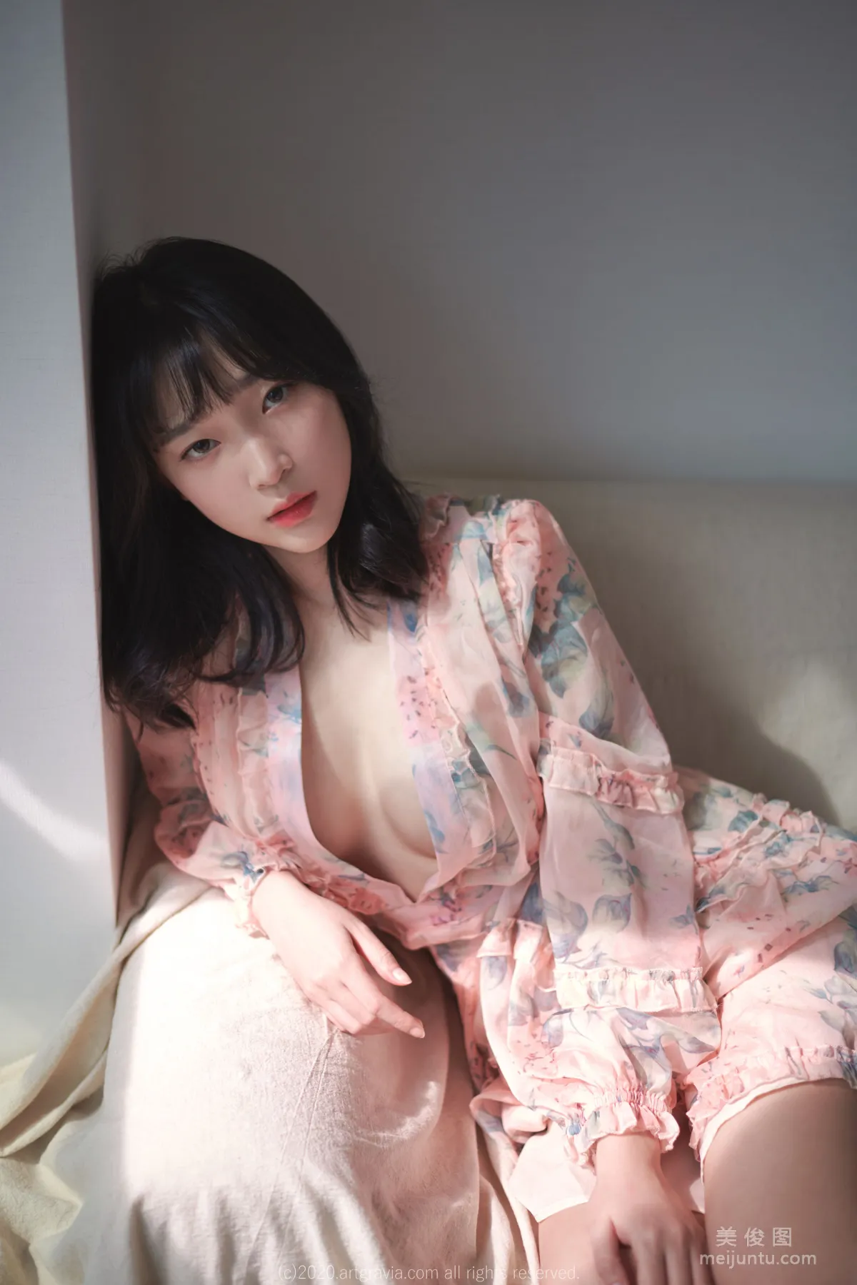 姜仁卿 《粉媚睡衣+湿身猫女郎》 [ARTGRAVIA] VOL.164 写真集