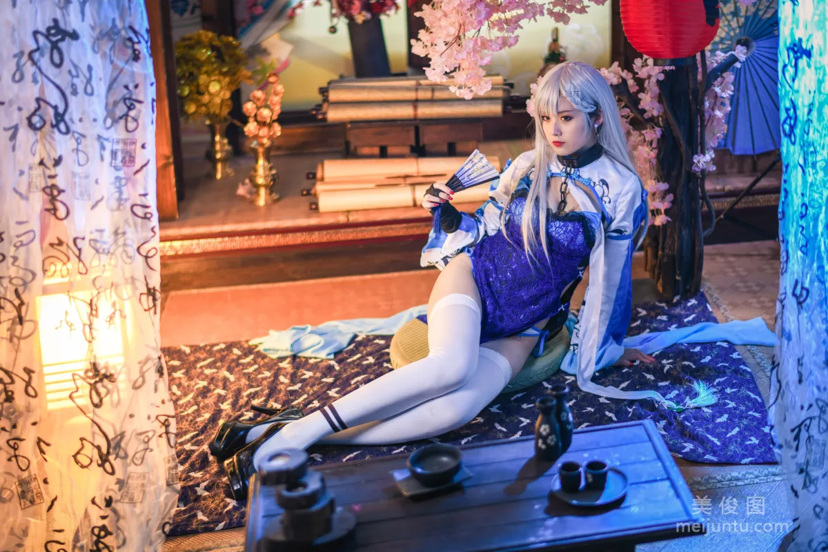Coser美女Akisoso秋楚楚 《贝法 不知火》 写真集
