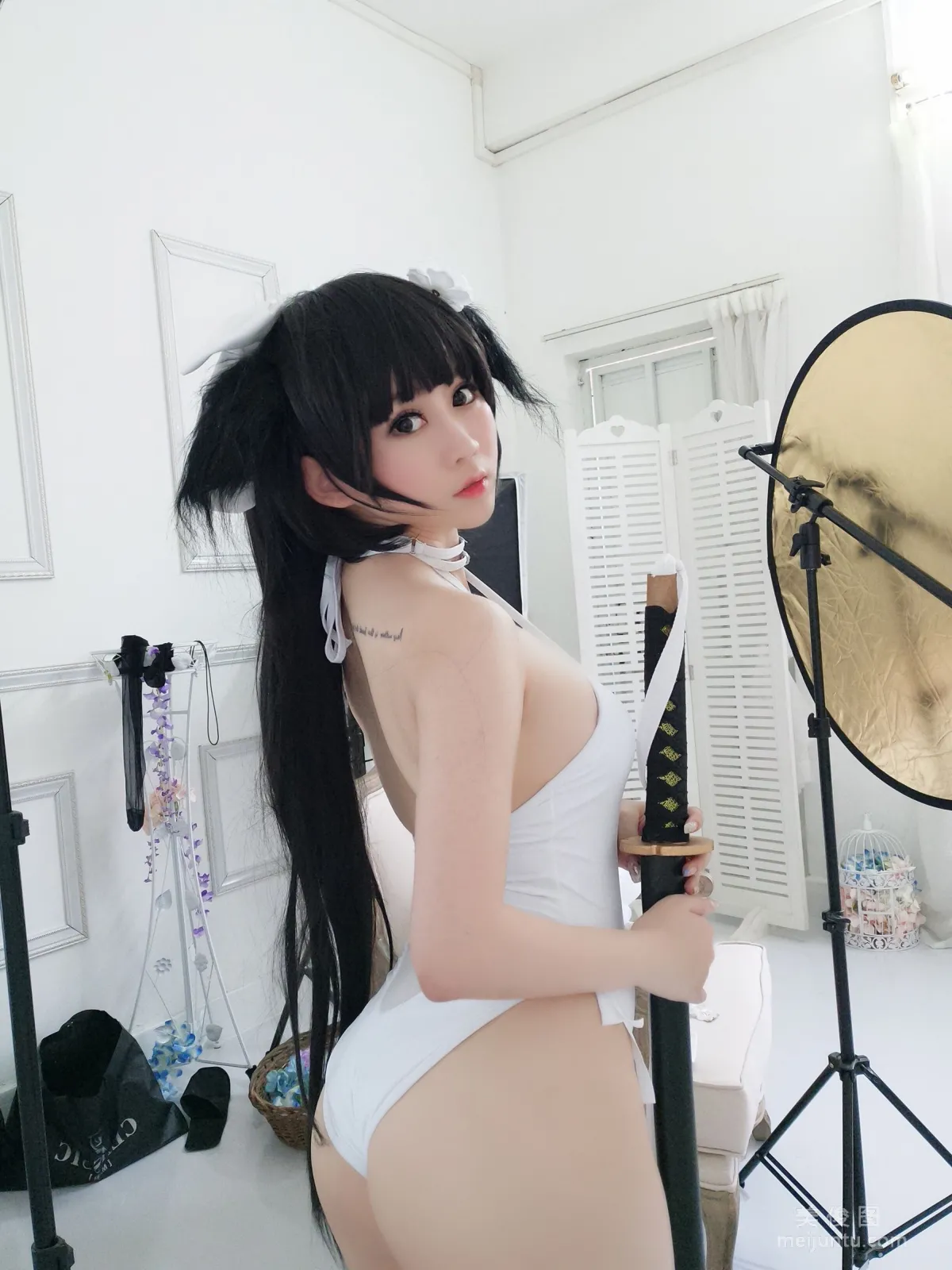 [美女Coser] 是依酱呀 《爱岩》 写真集
