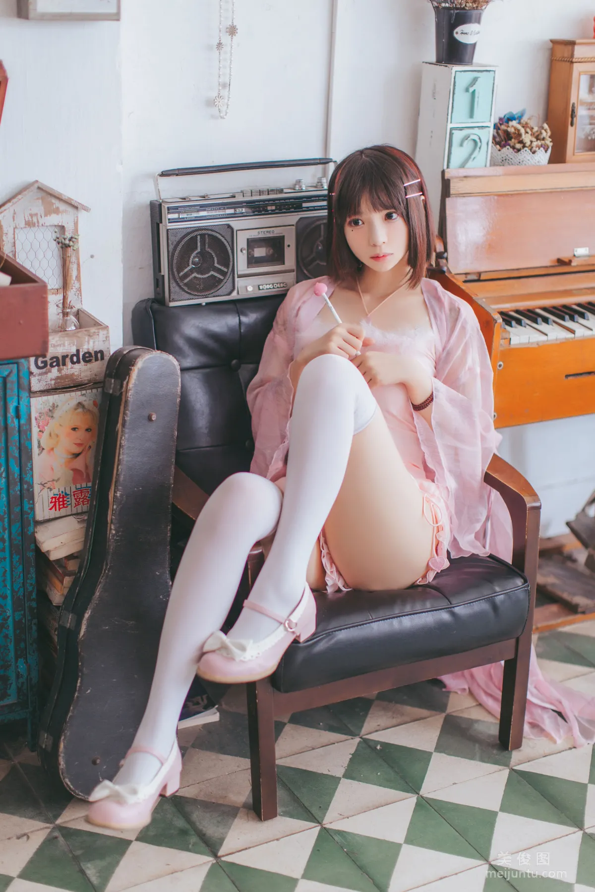 [美女Coser] 疯猫ss 《粉红日常》 写真集