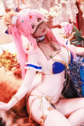 yui金鱼 《阿拉伯舞娘》 写真集
