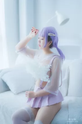 甜糖大魔王g 《粉色兔兔》 写真集