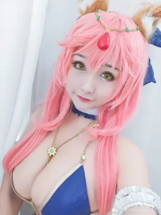 Coser美女三刀刀Miido 《玉藻前》 写真集