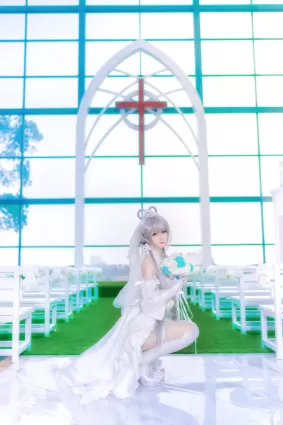 [美女Coser] yui金鱼 《洛天依婚纱》 写真集