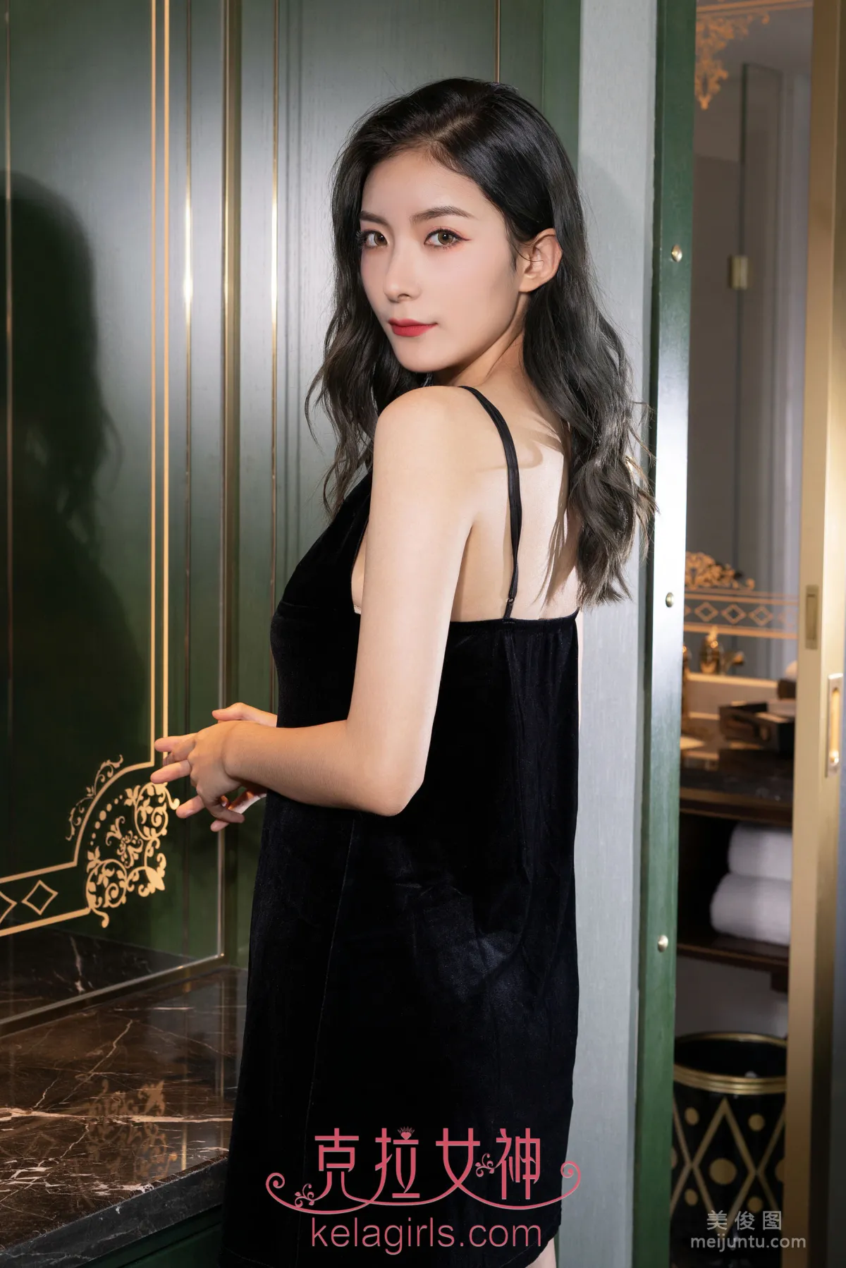 [克拉女神Kelagirls] 苏展 《名媛赤足》 写真集