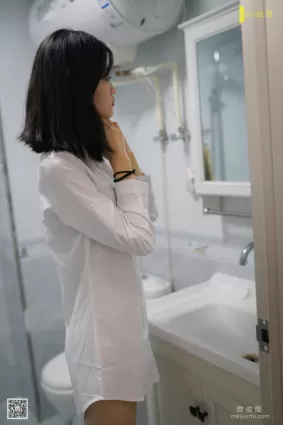 [丝意SIEE] No.440 含含 《亲爱的，更迷人》 写真集