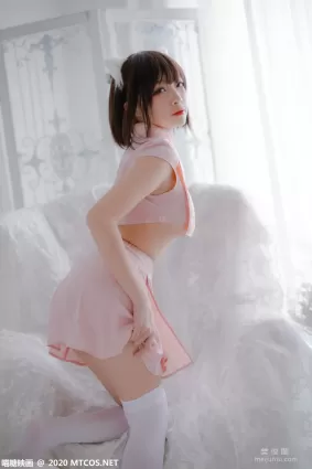 [喵糖映画] HML.026 《粉系旗袍》 写真集