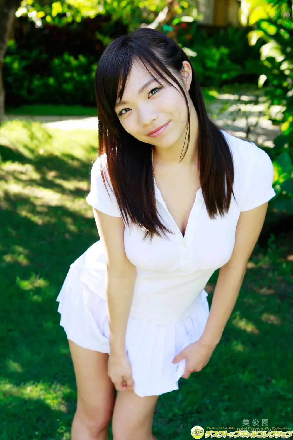 [DGC] 鷹羽澪 『バスト９９cm迫力満点のＩカップグラドル！』 写真集