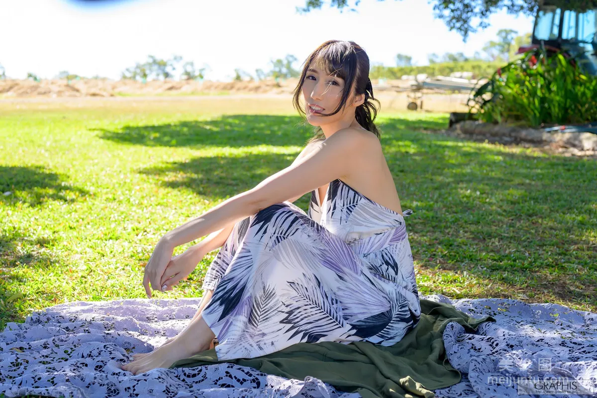 [Graphis] Special - JULIA 《The Cool Beauty》