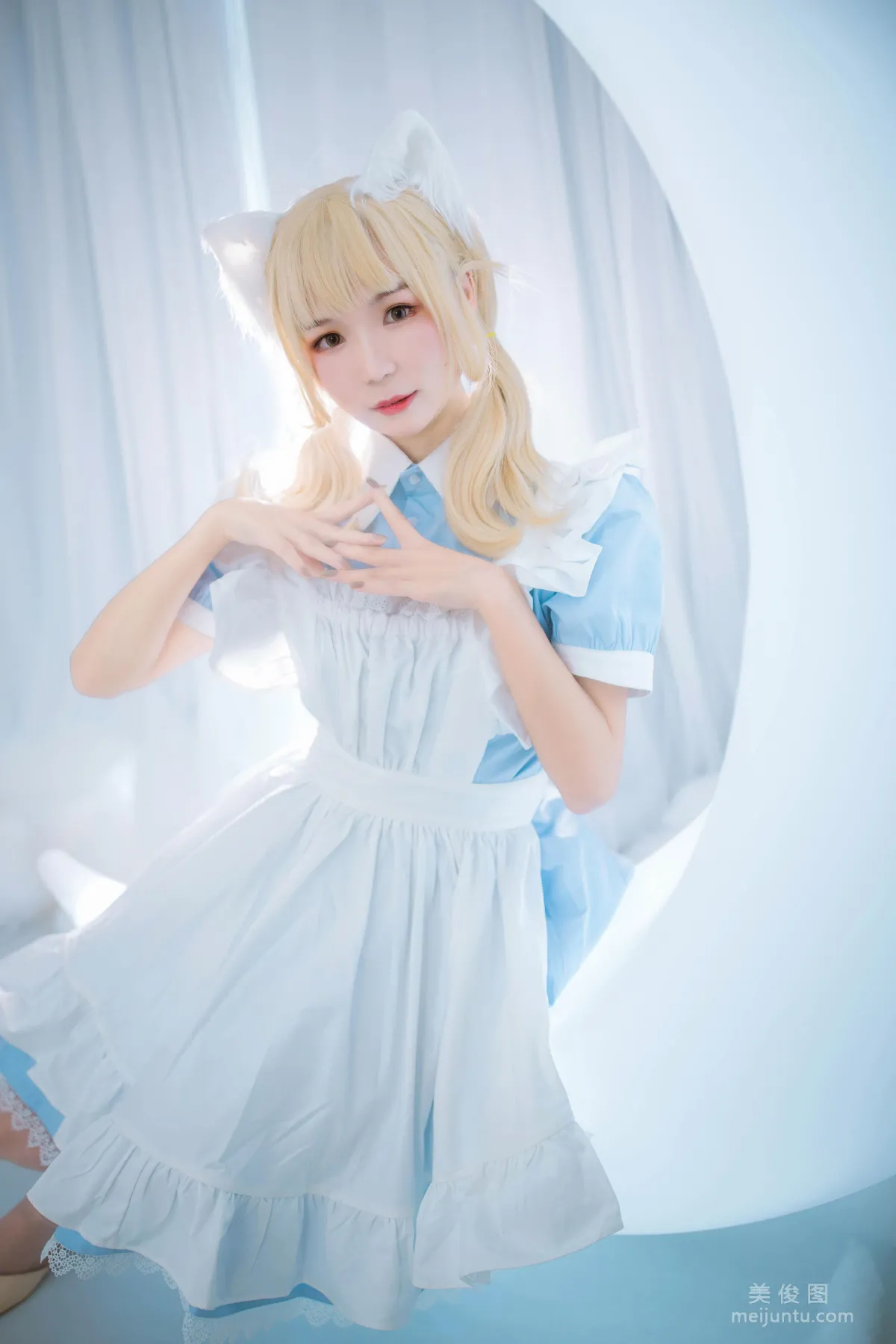 动漫博主北之北 《女仆装》写真集