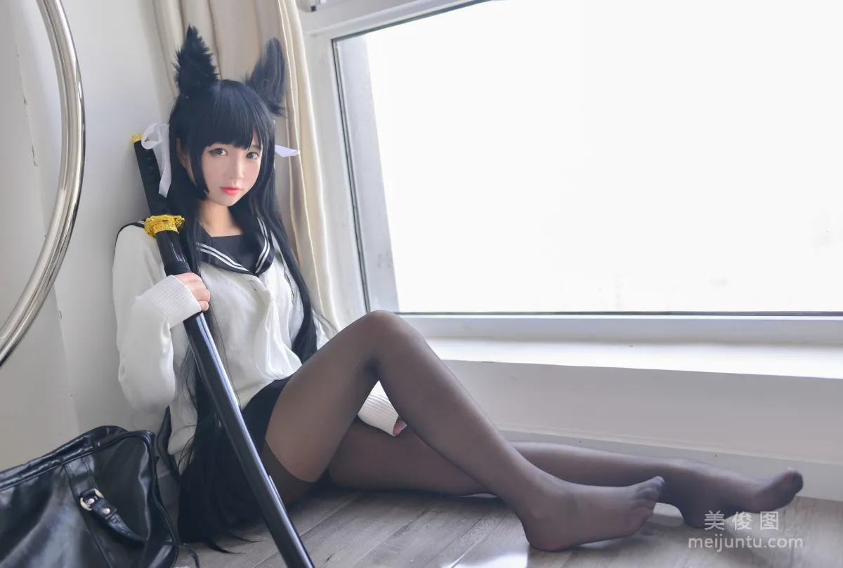 [COS福利] 动漫博主加冕鱼 《爱宕》 写真集