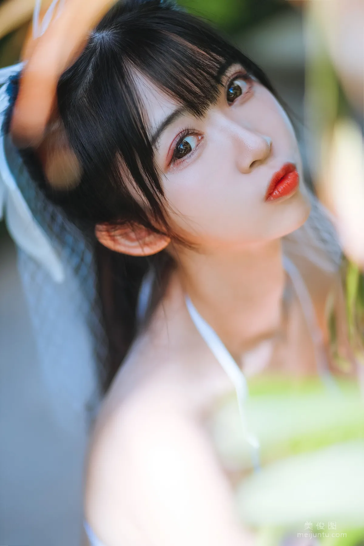 [COS福利] 超人气Coser鳗鱼霏儿 《海边》写真集