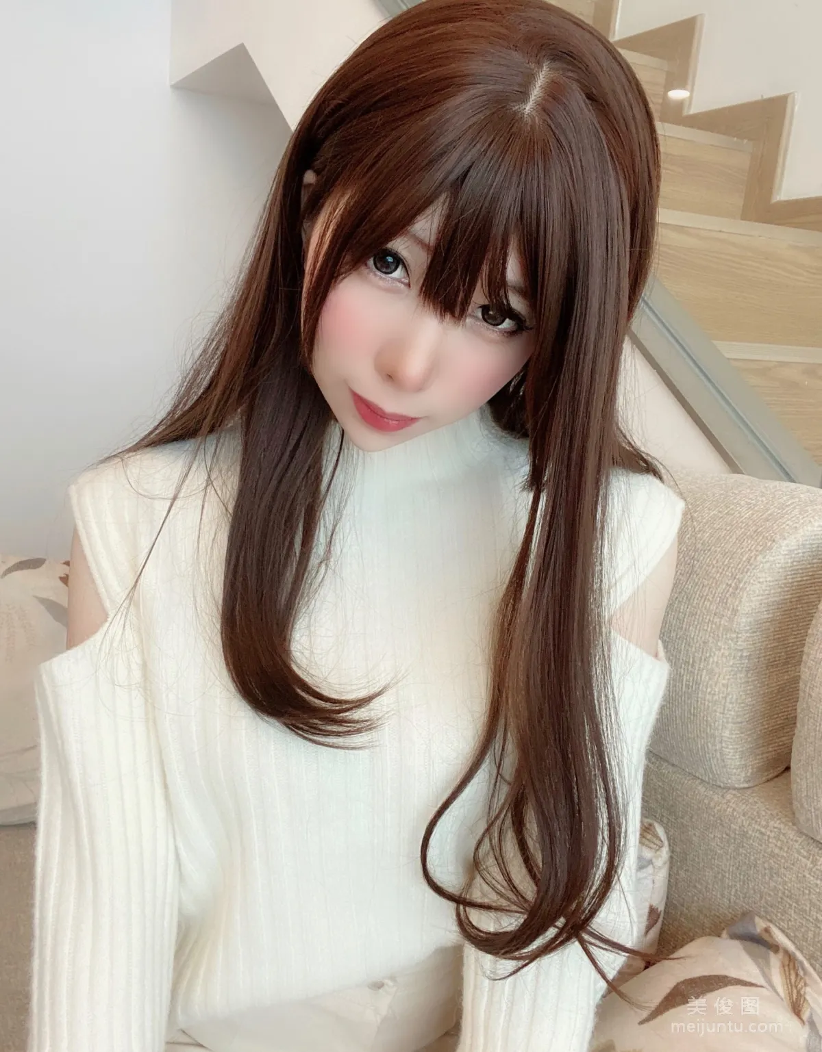 [COS福利] 二次元巨乳美女鹿野希 《草莓女友》 写真集