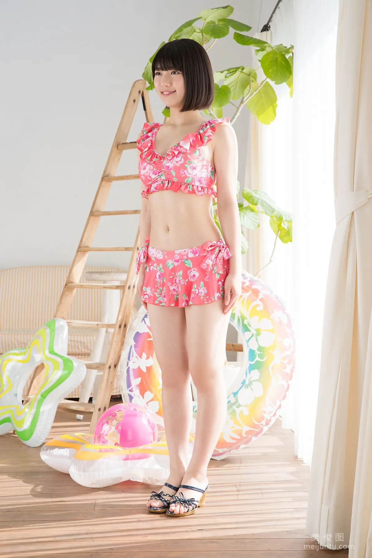 [Minisuka.tv] 沢村りさ - Limited Gallery 7.3 写真集