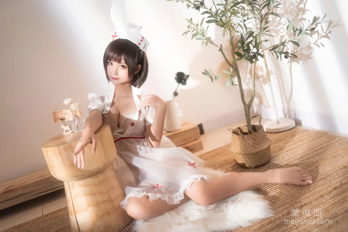 [COS福利] 动漫博主蠢沫沫 《透明护士》 写真集