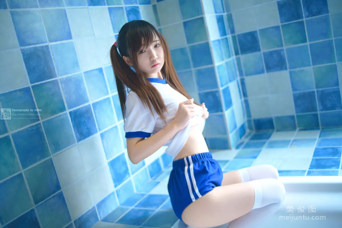 [COS福利] 萝莉御子Yumiko 《体操服》 写真集