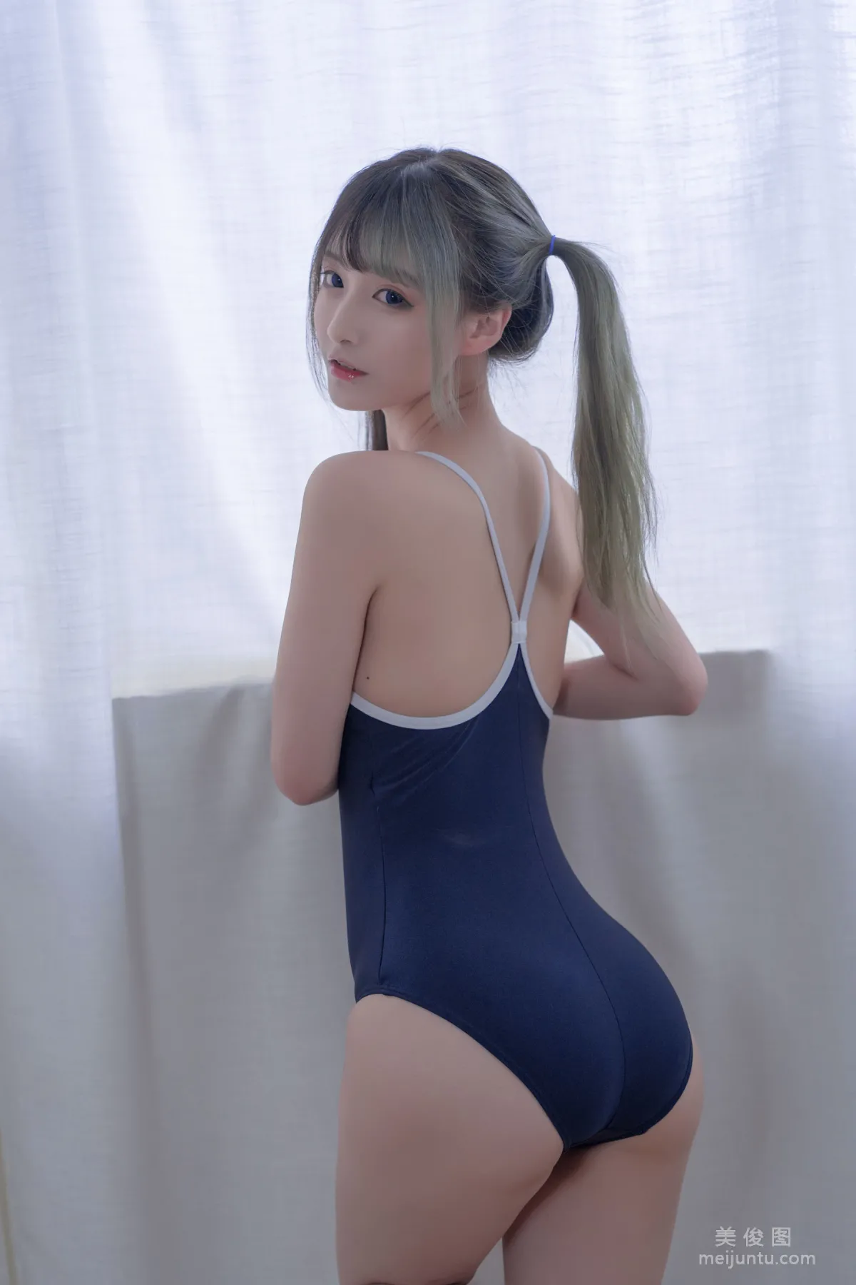 动漫博主铁板烧鬼舞w 《死库水》 写真集