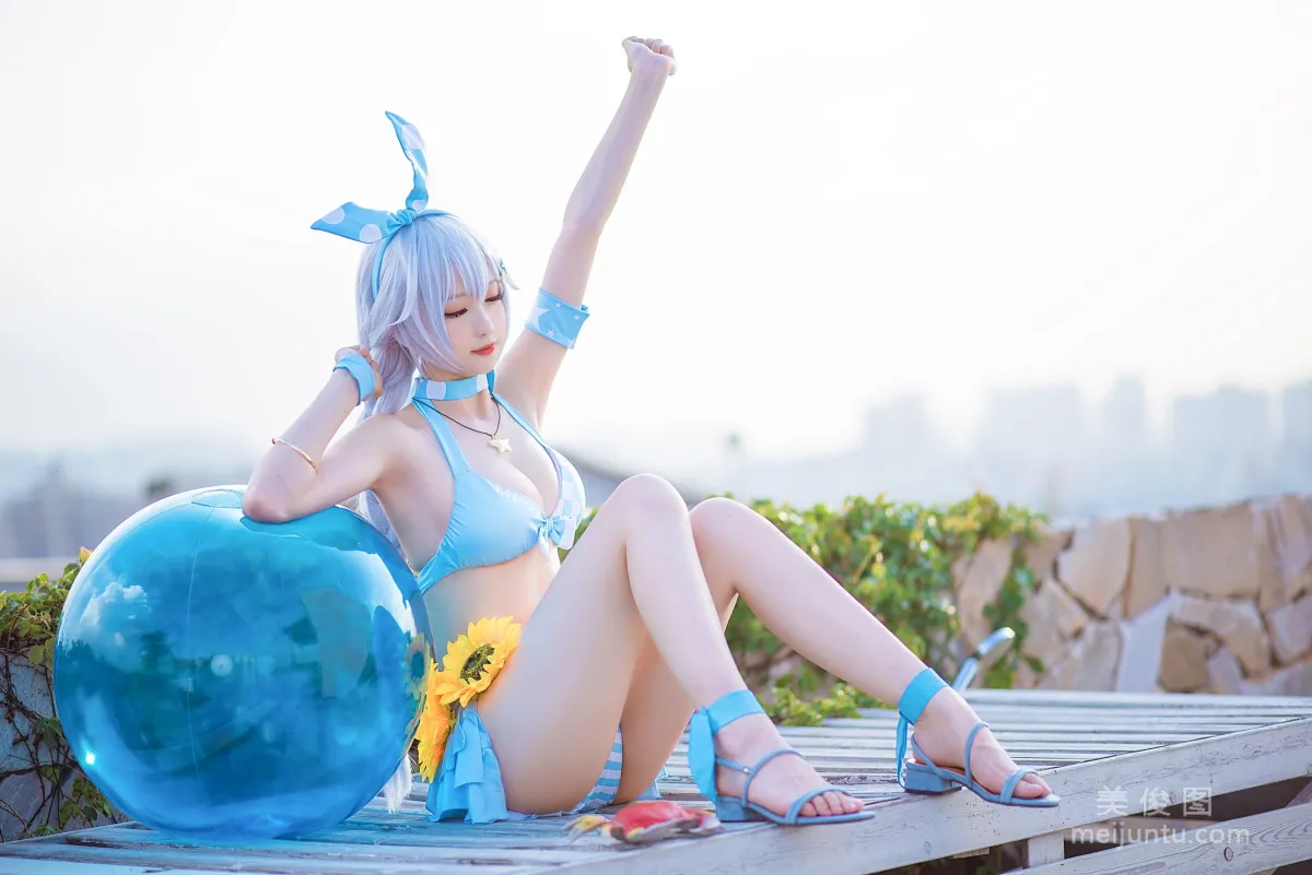 [COS福利] Coser小姐姐南宫 《琪亚娜泳装》写真集