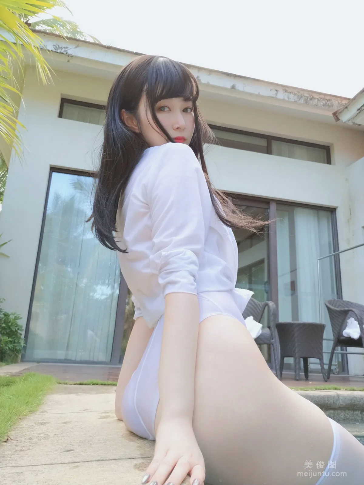Coser小姐姐白银 《游泳课》 写真集