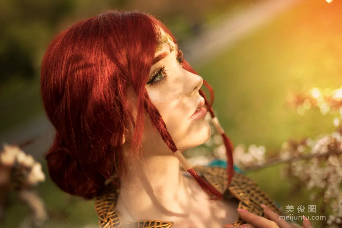 [国外COS福利] SayaTheFox 《Triss Merigold》 写真集