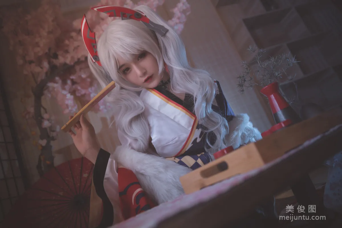 动漫博主铁板烧鬼舞w 《欧根亲王》 写真集