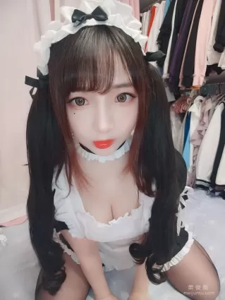 二次元少女古川kagura 《黑丝女仆》 写真集