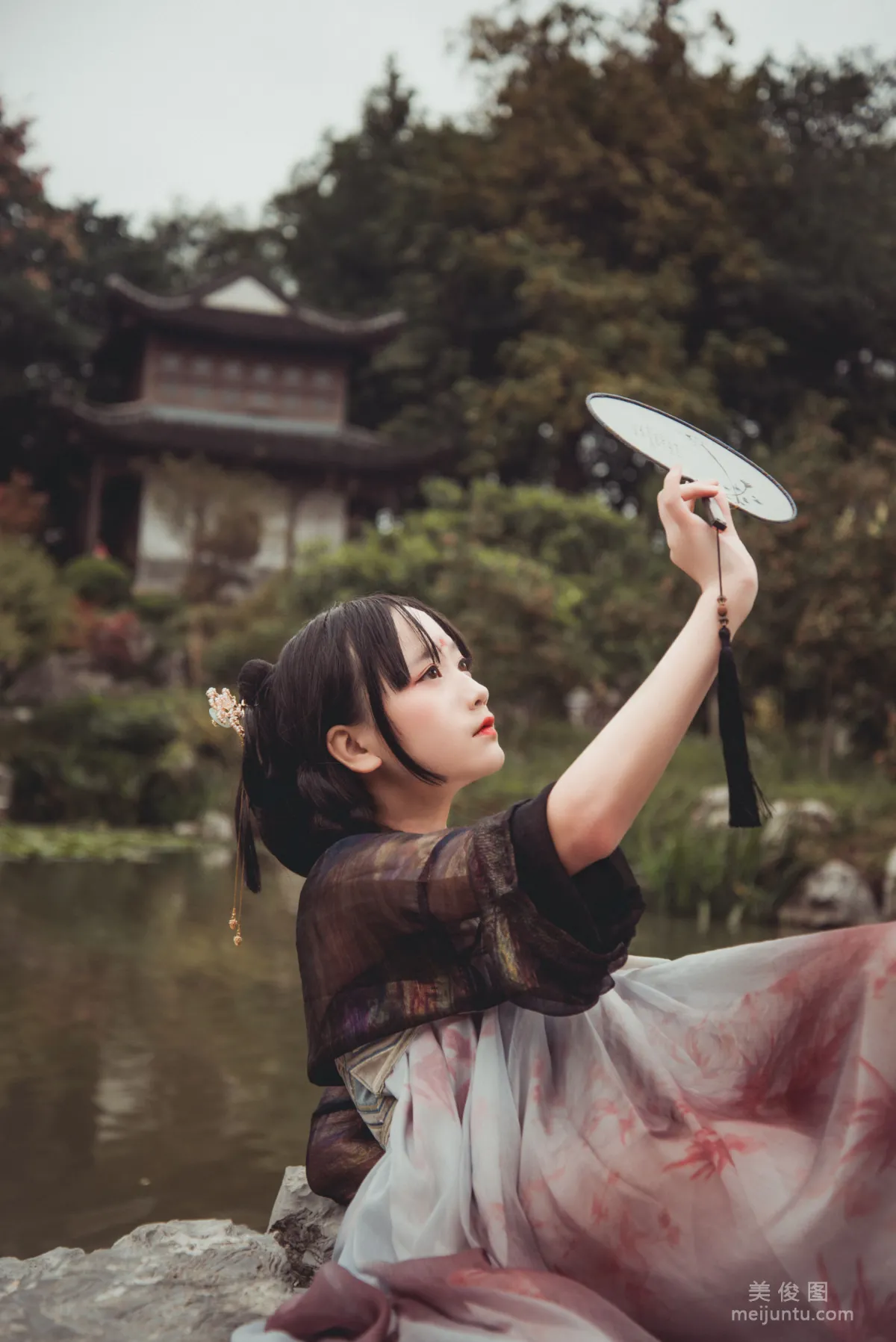 [COS福利] 弦音sic 《汉服 长生殿》写真集