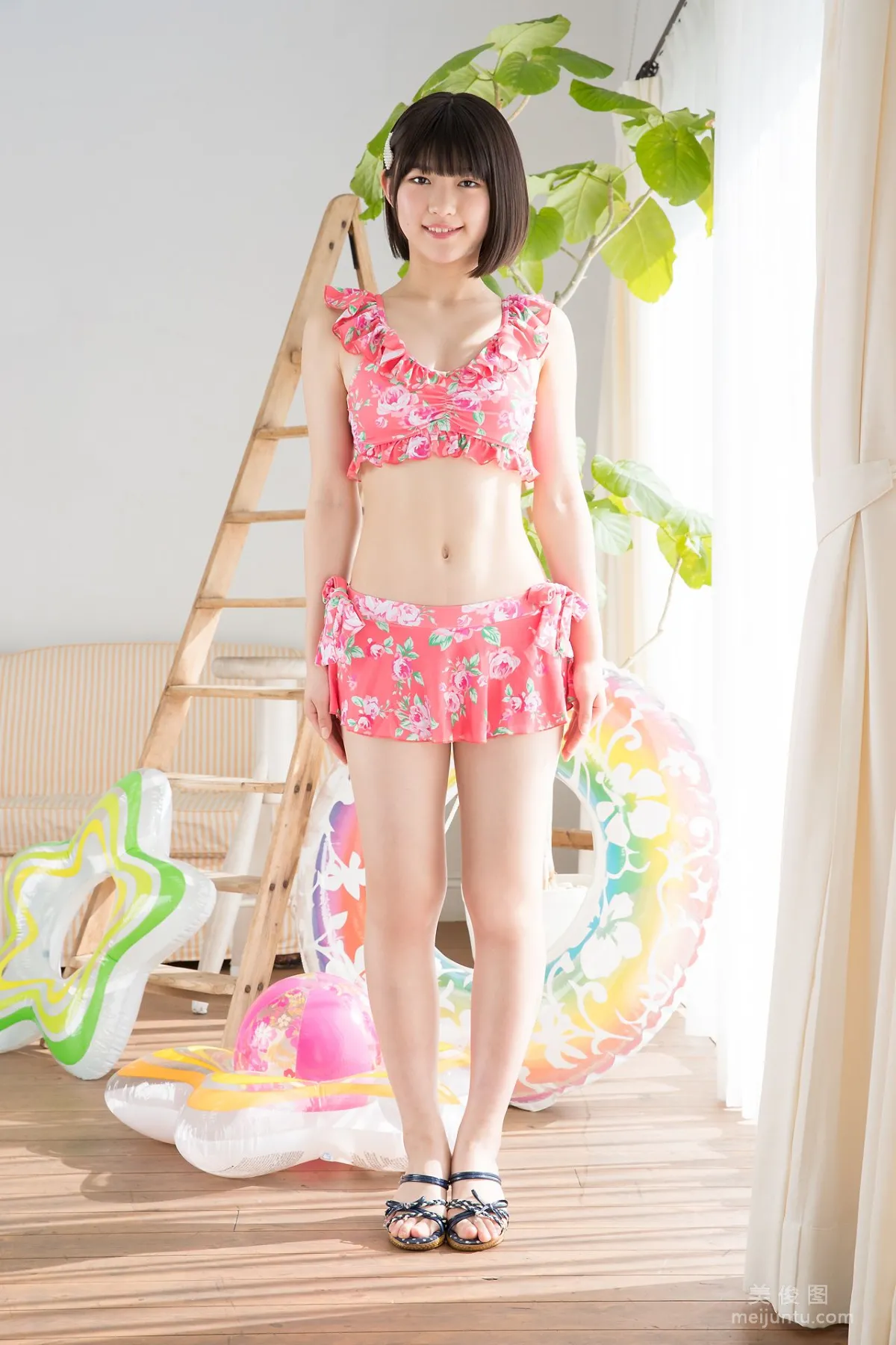 [Minisuka.tv] 沢村りさ - Limited Gallery 7.3 写真集