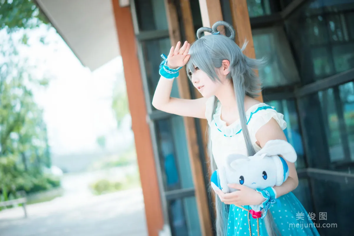 [COS福利] 小姐姐弥音音ww 《洛天依》 写真集