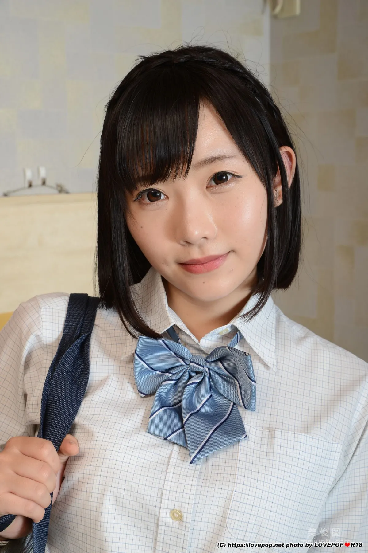 白坂有以 Photoset 05 [LOVEPOP] 写真集