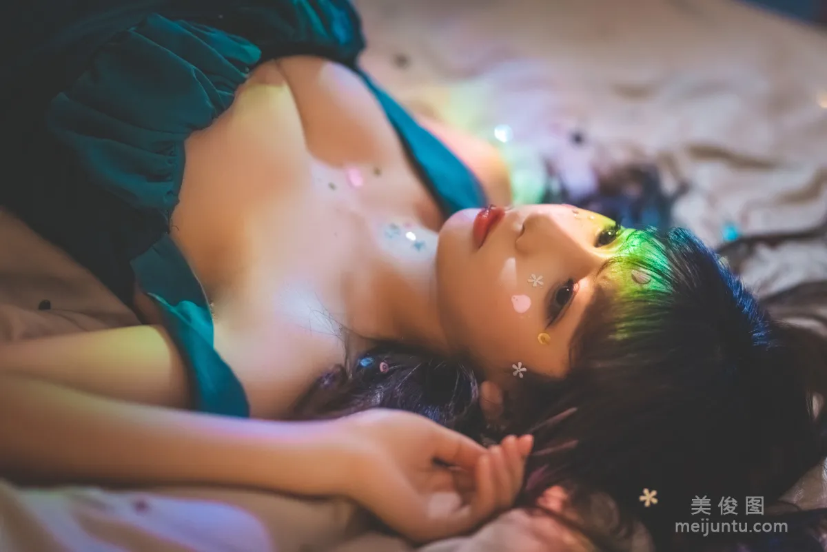 斗鱼主播w黑米粥w 《圣诞》 写真集