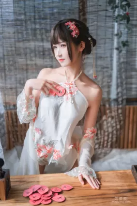 [喵糖映画] VOL.230 《花溪纱》 写真集