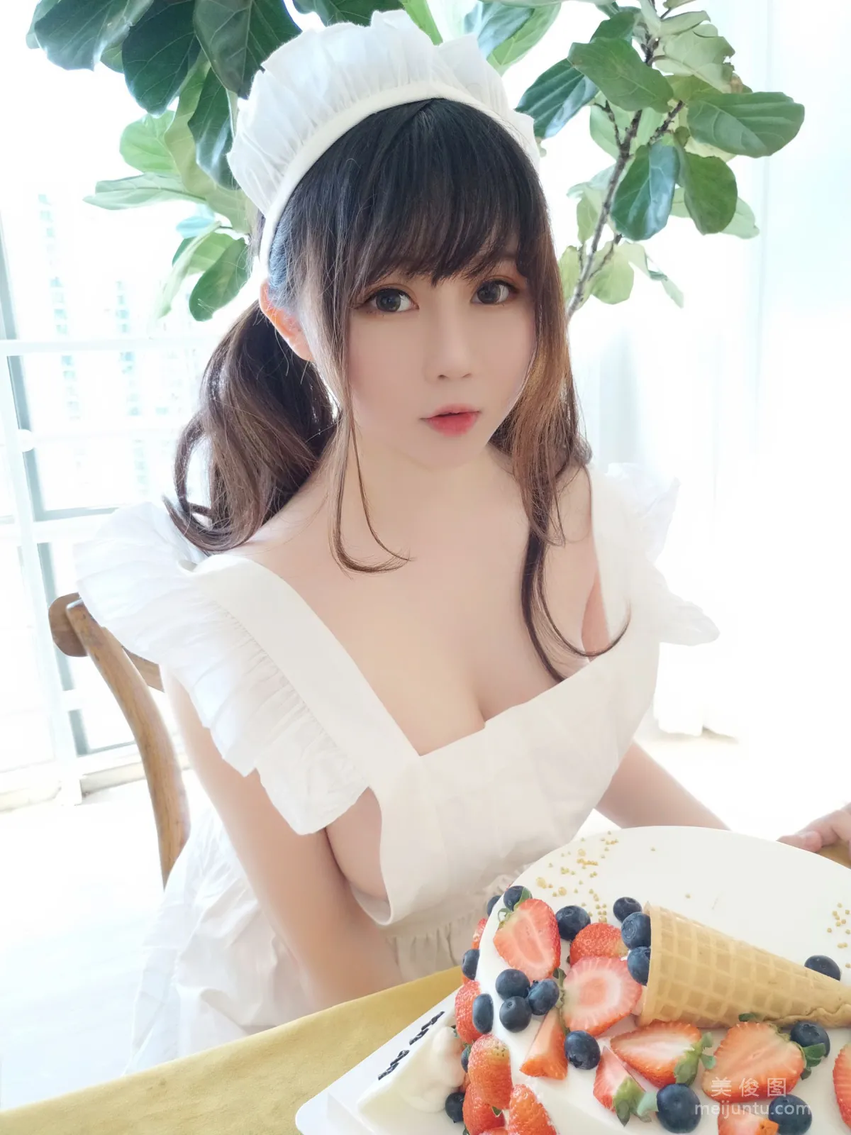 [Cosplay] 是依酱呀 - 小厨娘