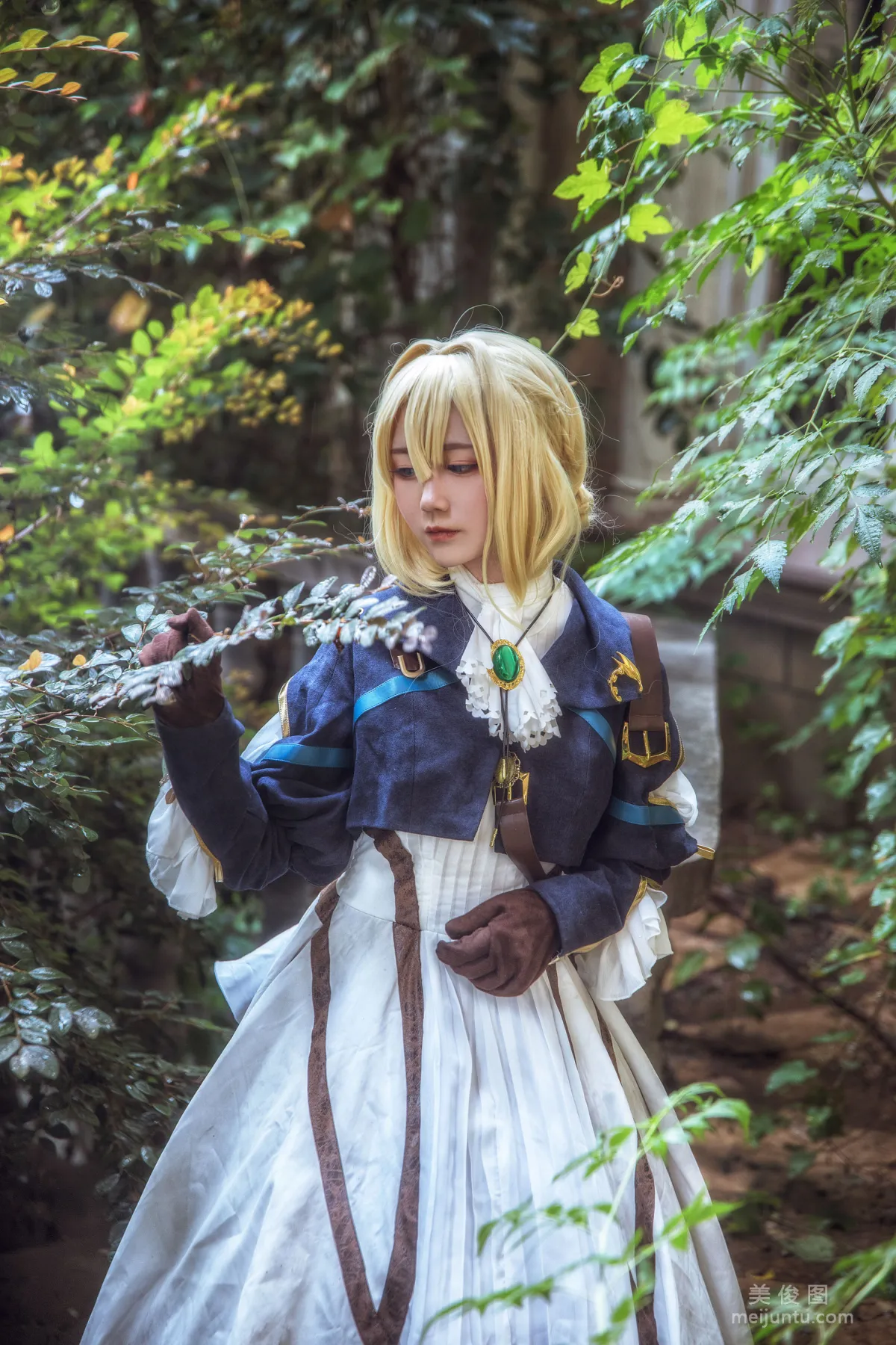 [Cosplay写真] 弦音sic - 紫罗兰永恒花园 薇尔莉特・伊芙加登