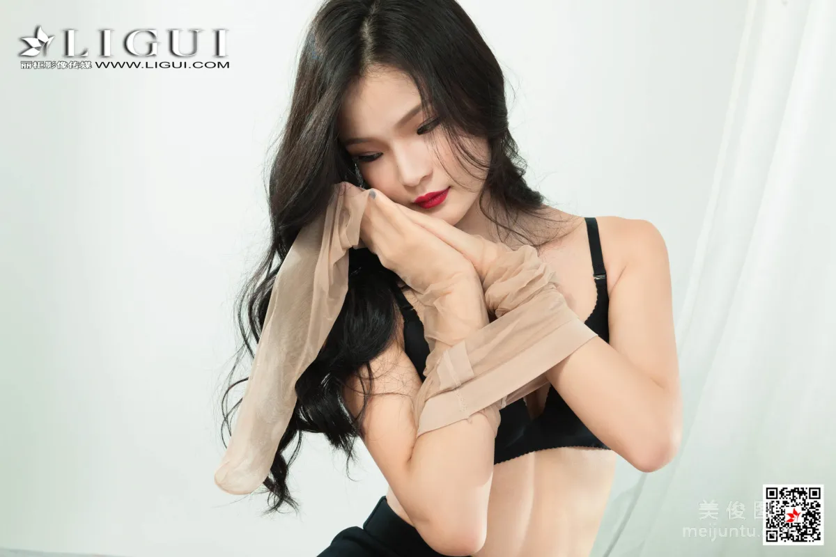 [丽柜Ligui] Model 苏黎 - 肉丝袜人体摄影写真