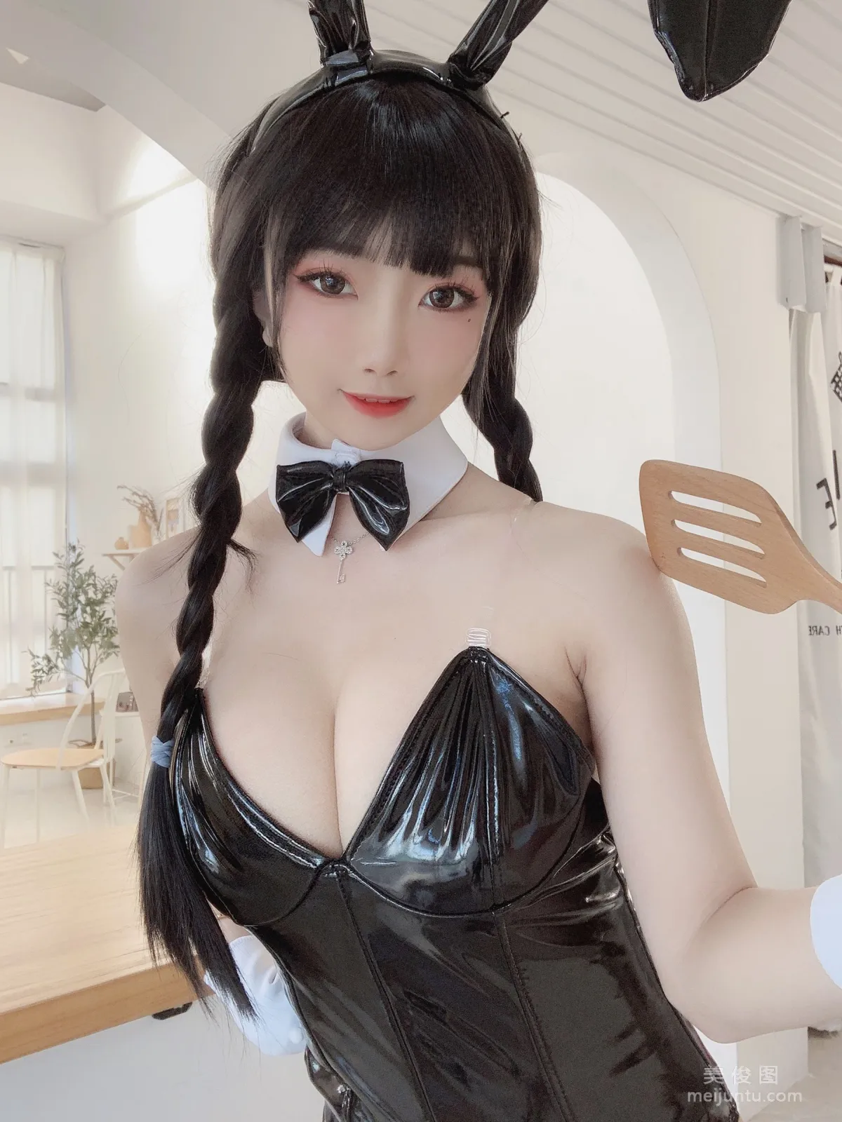 [Cosplay] 鬼畜瑶 - 黑色兔女郎 写真集
