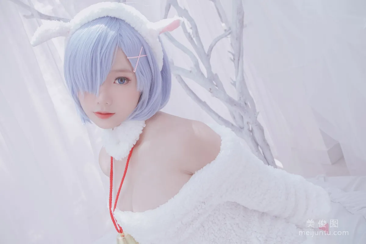Messie Huang 《Rem the sheep》 写真集