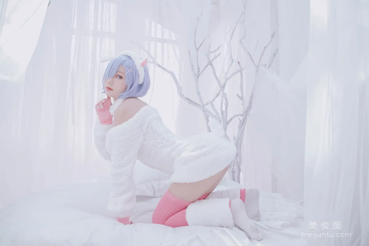 Messie Huang 《Rem the sheep》 写真集