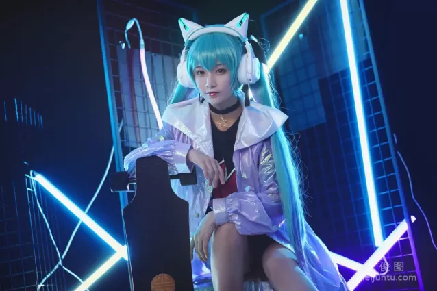 [Cosplay] 动漫博主铁板烧鬼舞w - 妖舞耳机miku 写真集