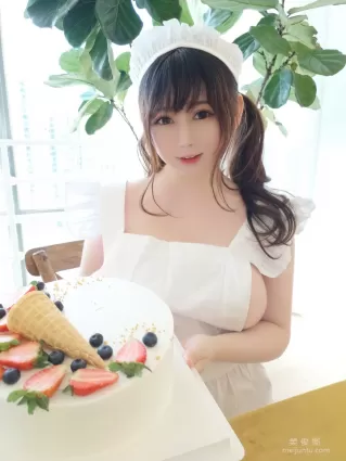 [Cosplay] 是依酱呀 - 小厨娘