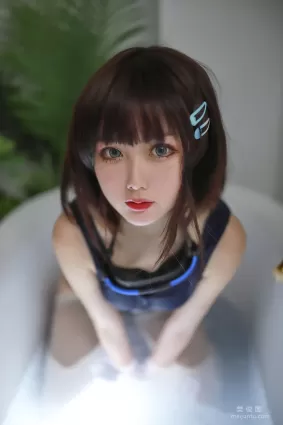 [Cosplay] 您的蛋蛋 - 夏日泳装 浴缸 写真集