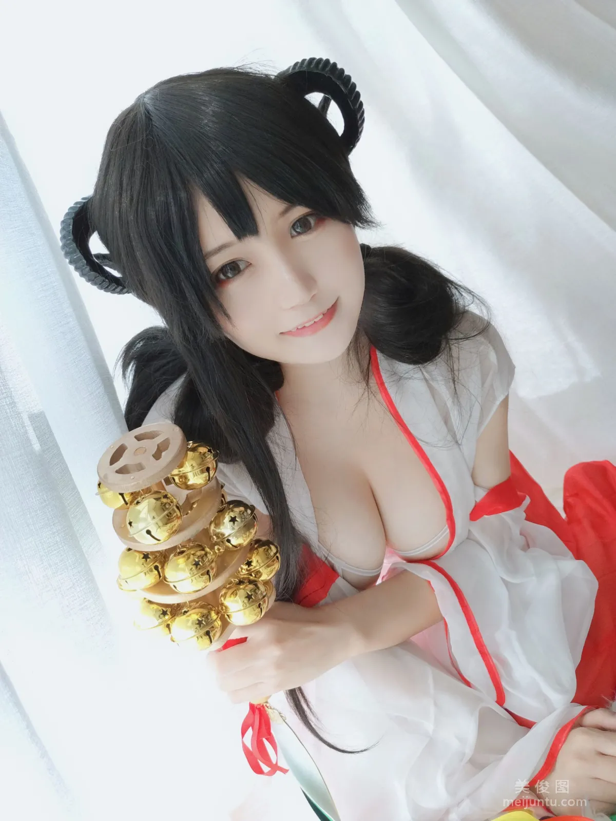 [网红COSER] 动漫博主小仓千代w - 巫女 写真集