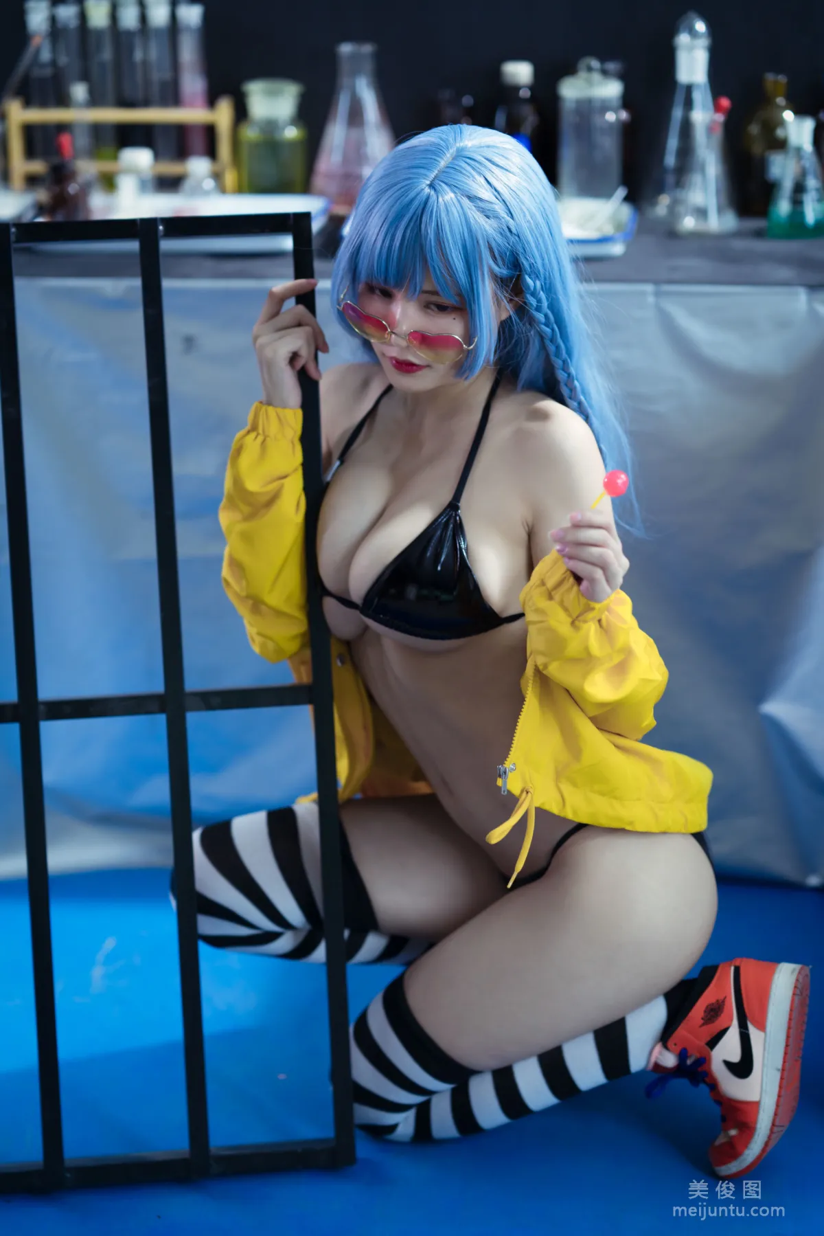 [网红COSER] 动漫博主小仓千代w - 舰长 写真集