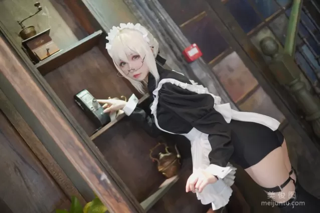 [网红COSER] Coser衣衣 - X・Alter 写真集