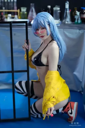[网红COSER] 动漫博主小仓千代w - 舰长 写真集