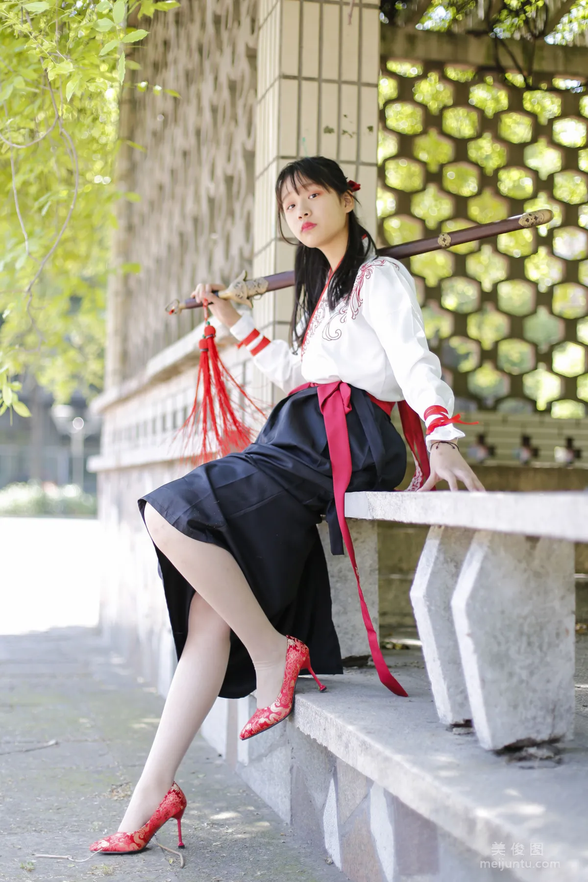 [奈丝] NO.085 蛋白粉 - 汉服#侠骨柔情