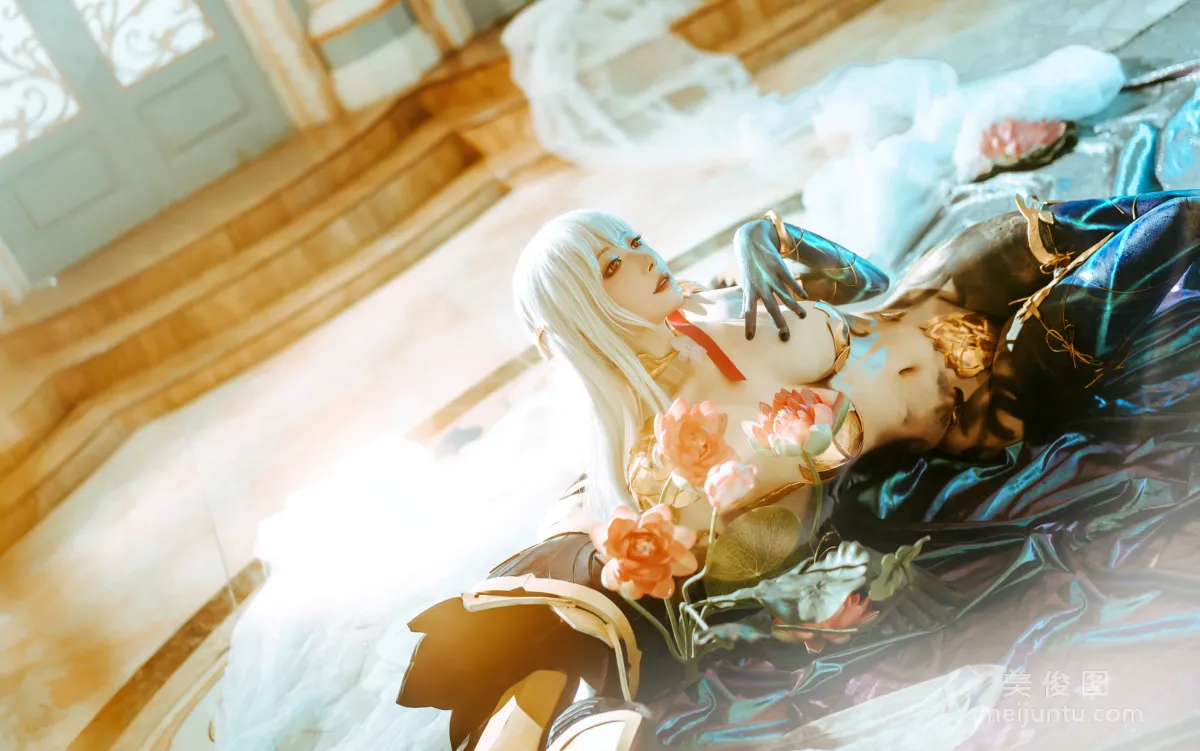 [网红COSER] 念念_D - 迦摩 写真集