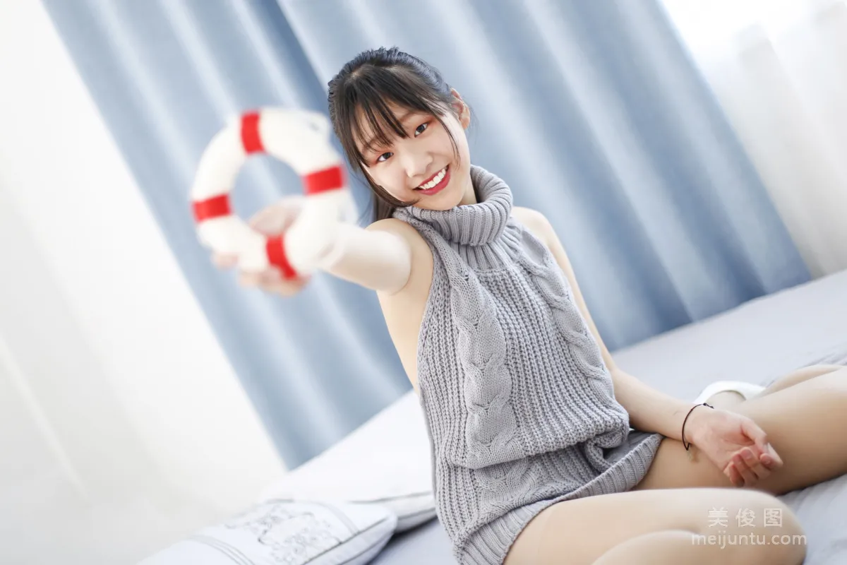 [奈丝] NO.098 蛋白粉 - 挂脖毛衣了解一下