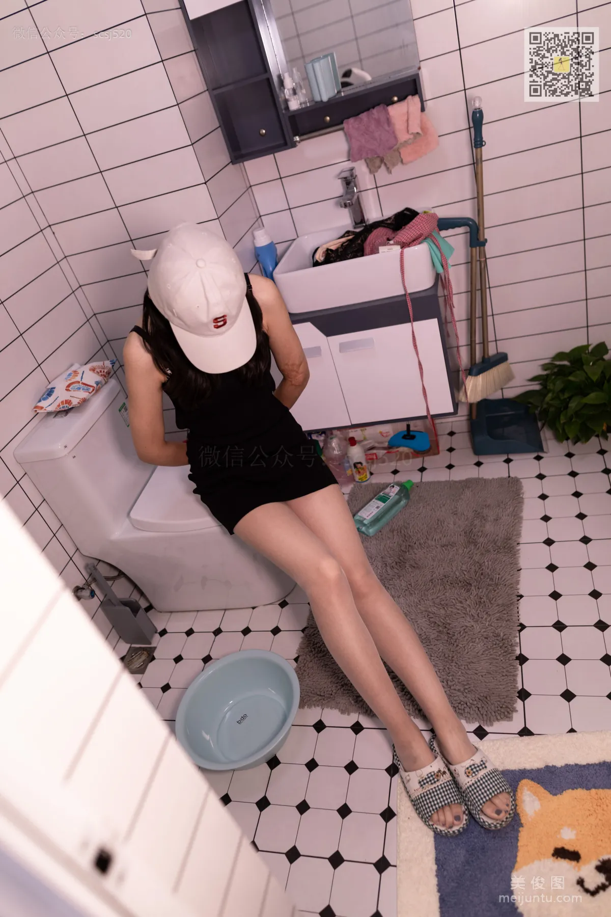 [山茶摄影LSS] NO.283 小鹿 - 洗脚