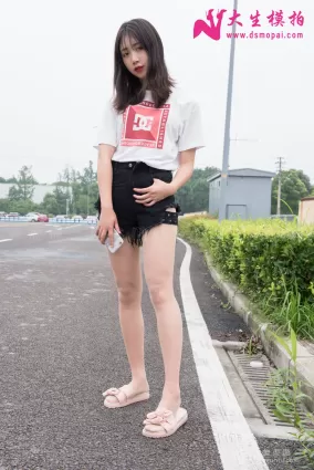 [大生模拍] No.136 珠珠 - 压马路的肉丝腿